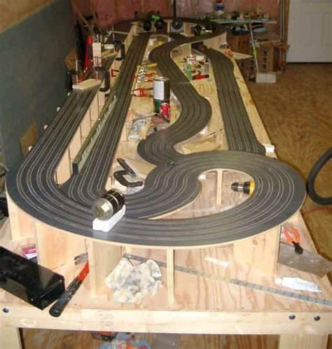 Build a slot car track! Slot Car Racing, Slot Car Tracks, Race Cars ...