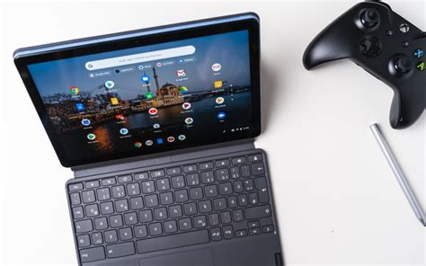 Top 10: The Best Tablets With Keyboards | 2021 Edition