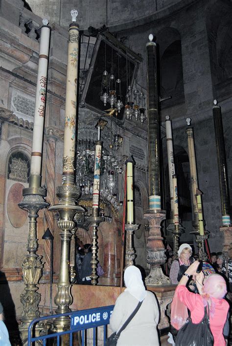 The Aedicule Over The Tomb of Jesus Photograph by Isam Awad - Fine Art ...