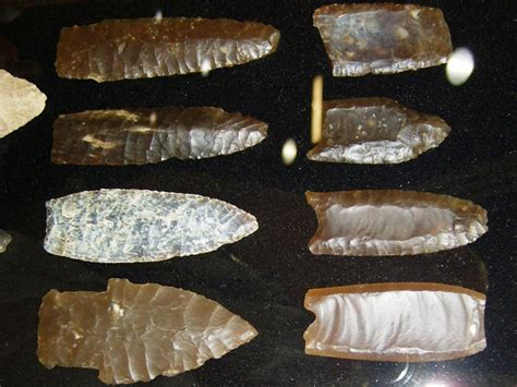 ancient dart points some paleo, many made from Knife River flint ...