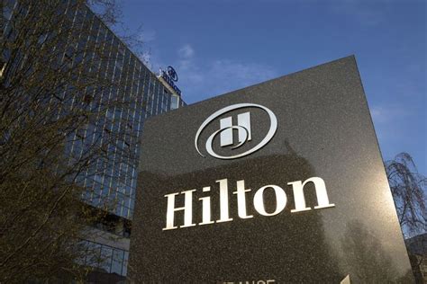 A Chinese group is buying for 6,5 billion dollars 25% of the Hilton ...