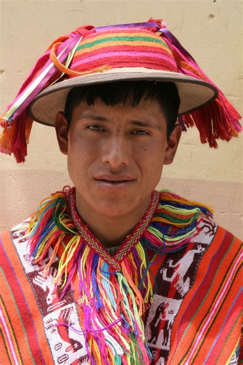 peru traditional clothing - Google Search | Traditional outfits ...