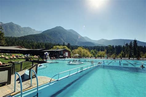 The larger of the two pools at Fairmont Hot Springs Resort. Mini Putt ...