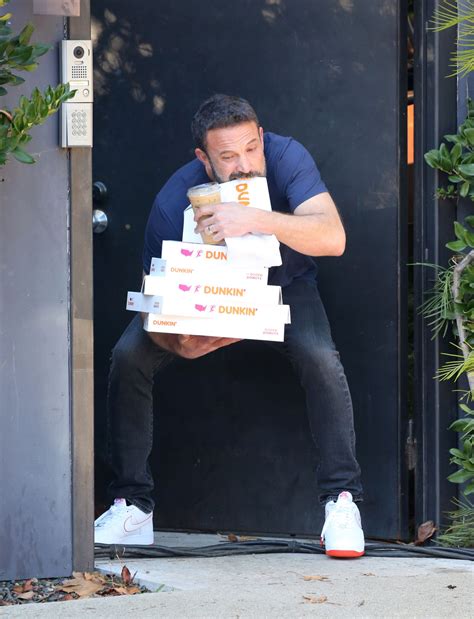 Ben Affleck recreates clumsy viral 2020 moment in new Dunkin' Donuts ...