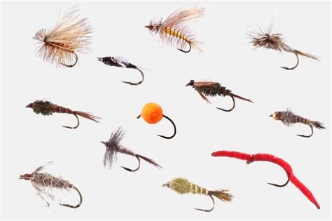 10 Basic Fly Fishing Flies For Beginners - RiverBum.com