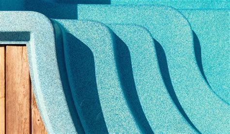 How To Repair A Fiberglass Pool - PoolsWiki