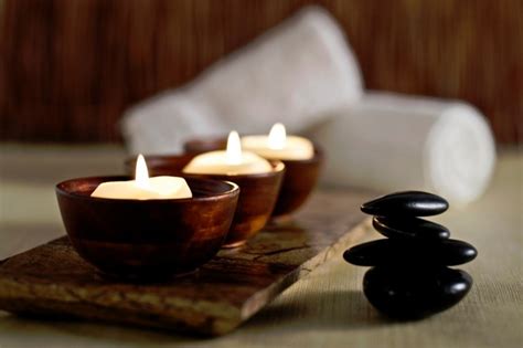 The 10 Best Fragrance Oils for Candles - Freshskin Beauty