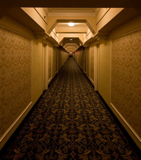 longest hallway | vikpahwa.com