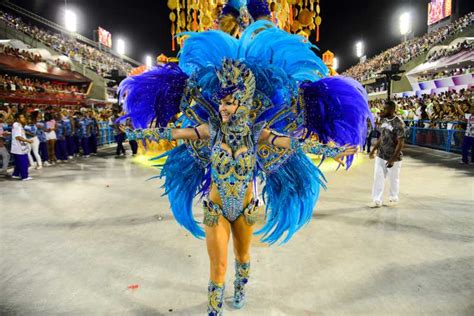 Rio Carnaval 2023: Desfile das Escolas de Samba c/ Traslado | GetYourGuide