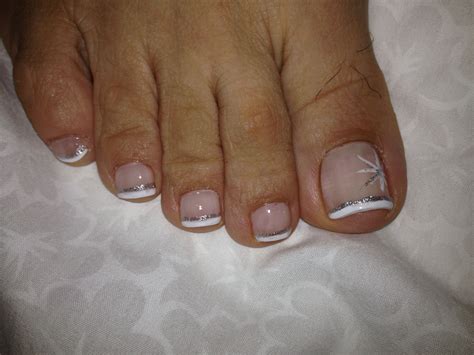 Sparkly french pedicure | French pedicure, Pedicure designs, Toe nail ...