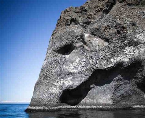 Elephant Rock, Iceland | Geology Page