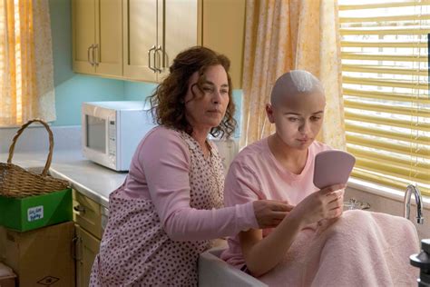 'The Act' Trailer: Gypsy Rose Blanchard Snaps In New Hulu Show ...