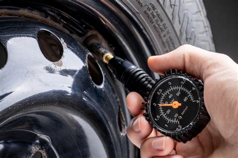 What causes a tire blowout & what to do when it happens | RadialZone.com