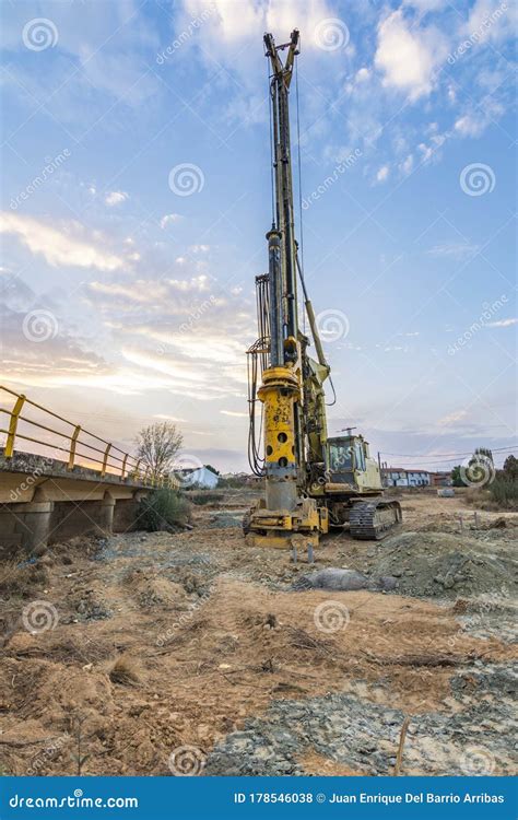 Drilling Machine for Construction, Mining or Drilling in Search of ...