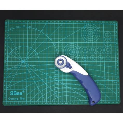 Cutting Mat and Rotary Cutter Set | Shopee Philippines