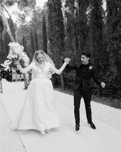 Sophie Turner Just Shared Never-Before-Seen Wedding Photos | Who What Wear