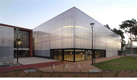 What exactly is translucent facade? Polycarbonate Facade systems | Danpal®