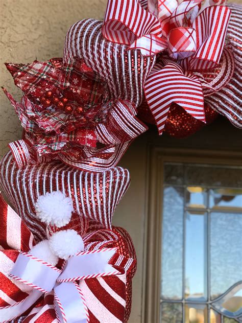 Outdoor Christmas Garland with Lights, Red and White Christmas Door ...