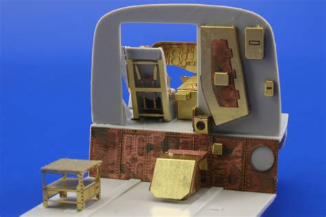 MH-53 interior ITALERI Eduard 73276