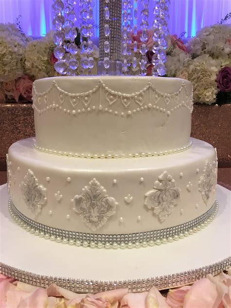 Jackie Wedding Cake - Rashmi's Bakery