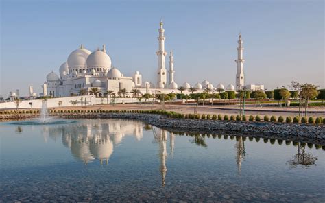 Sheikh Zayed Grand Mosque, The Most Magnificent Mosques in The World ...