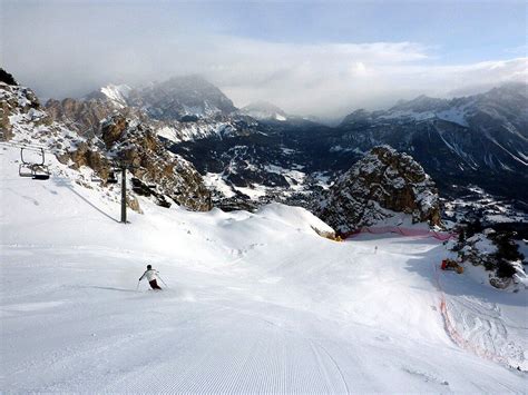 Ski resort Cortina d'Ampezzo - Photos - TopSkiResort.com Ski Trails ...