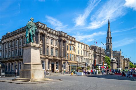 George Street in Edinburgh - The Central Shopping Street of Edinburgh ...