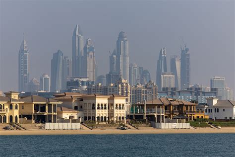 Dubai Property Market: Russian Buyers Help Propel Real Estate Sales to ...