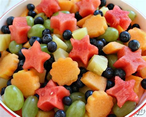 5 Ingredient Fresh Fruit Salad | Recipe | Fresh fruit salad, Healthy ...