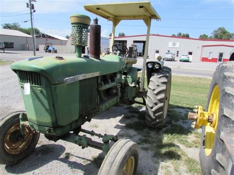 John Deere 4010 salvage tractor at Bootheel Tractor Parts