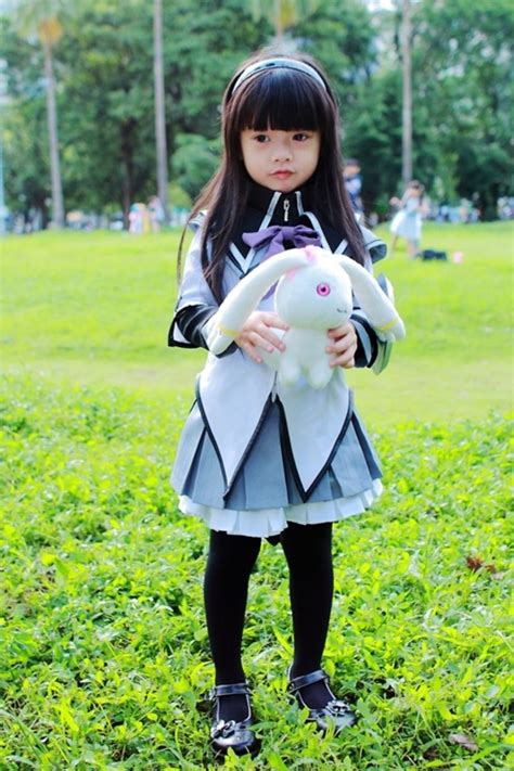 CosGeek: Kids: Homura Akemi