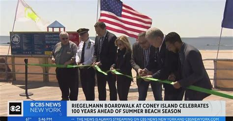 Coney Island boardwalk celebrates 100 years - CBS New York