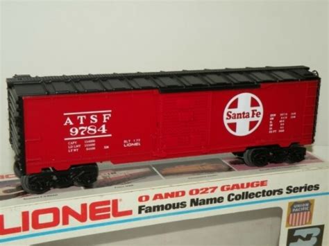 Grzyboski's Train Store: Santa Fe Boxcar