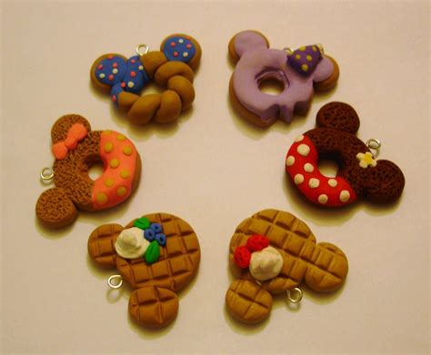 Super Kawaii: What Is Polymer Clay Charms? | Clay crafts, Cute clay ...