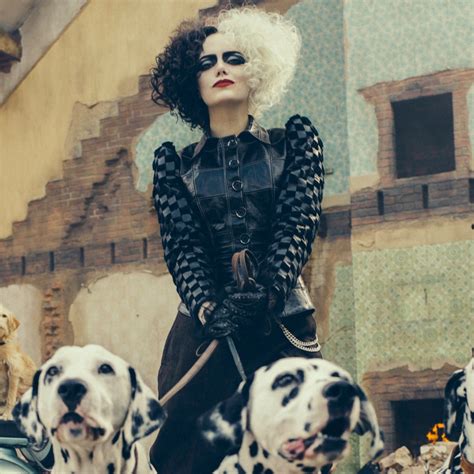 See the Explosive First Trailer for Emma Stone's Cruella