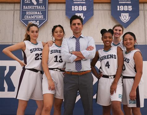 'Big Shot' Review: John Stamos Stars in Disney Plus Basketball TV Show ...