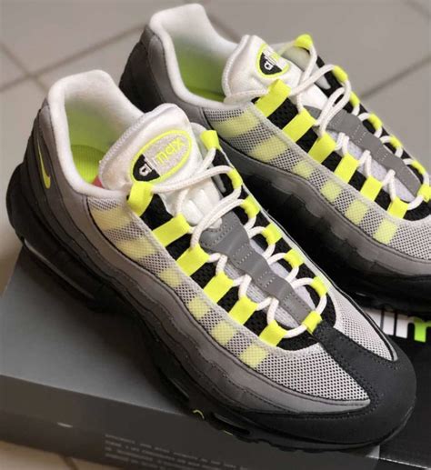 Nike Air Max 95 OG Neon Yellow 2020 Release Date CT1689-001 Release ...