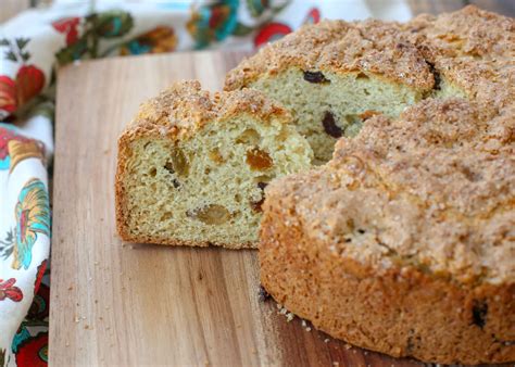 Irish Raisin Soda Bread - Barefeet in the Kitchen