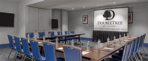 DoubleTree by Hilton Times Square Hotel West