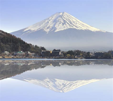 View of Mt Fuji from Lake Kawaguchiko Yamanashi [2592 x 2298] | Mount ...