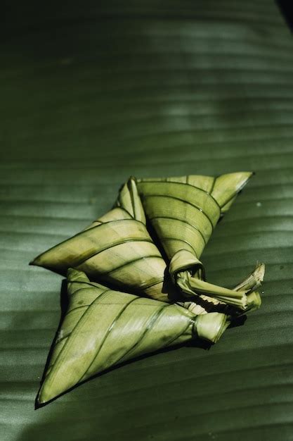 Premium Photo | Rice dumpling or famously known as ketupat palas in ...