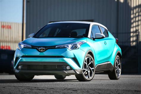 Review: 2018 Toyota CH-R XLE | Subcompact Culture - The small car blog