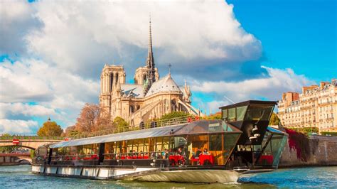 Book the Best Seine River Cruise Tickets & Tours 2022 [COVID-19 Updated]