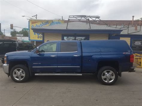 2016-chevy-silverado-are-v-camper-shell-blue - Suburban Toppers