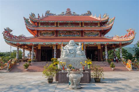 Bửu Đài Sơn Pagoda, Danang | Steve Barru Photographs