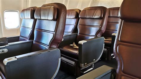 Qantas Boeing 737 Business: best seats guide - Point Hacks