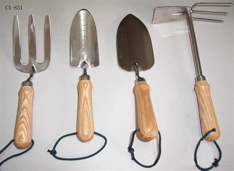 Amazing Garden Tools #6 Basic Gardening Tools | Smalltowndjs.com