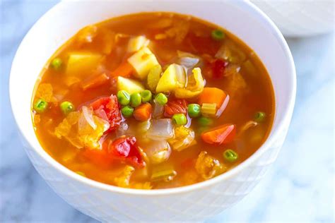 Manchow Vegetable Soup Recipe - loriannsfoodandfam