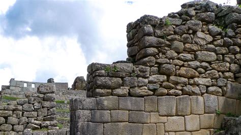 Machu Picchu was hit by strong earthquakes during construction ...