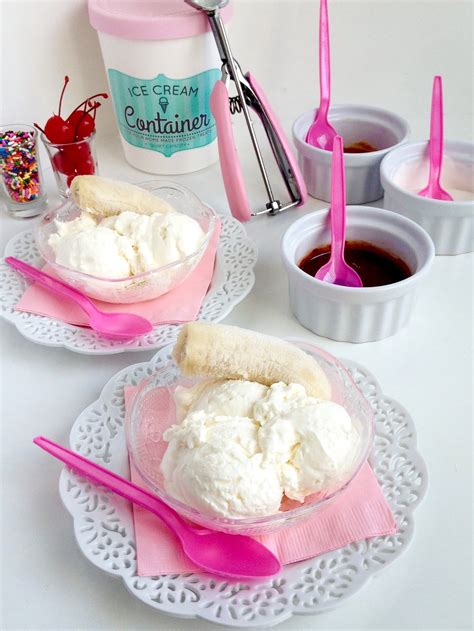 Low Fat Homemade Ice Cream : Easy Homemade Vanilla Ice Cream No Churn ...